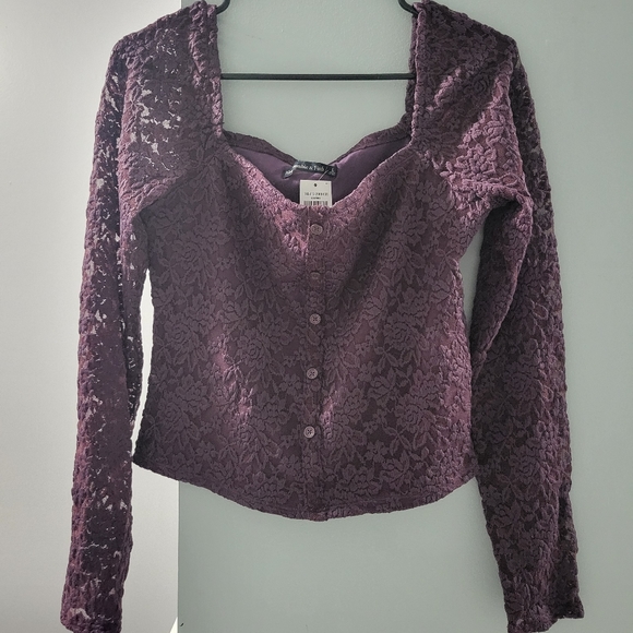 Abercrombie & Fitch Long Sleeve Lace Top - Picture 4 of 5